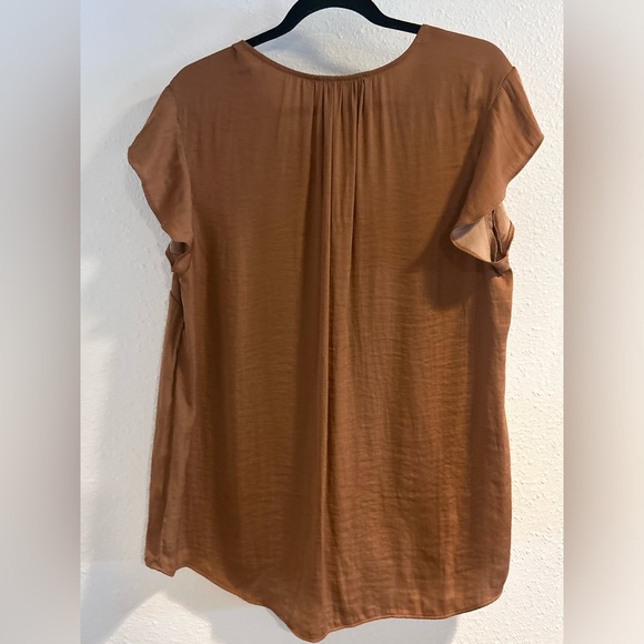 Cynthia Rowley Tan Blouse with Button Detail Size 1X - Picture 3 of 5